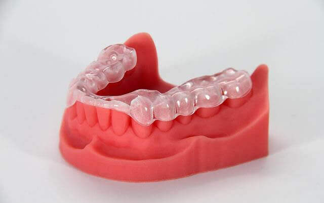 Ortodonti.